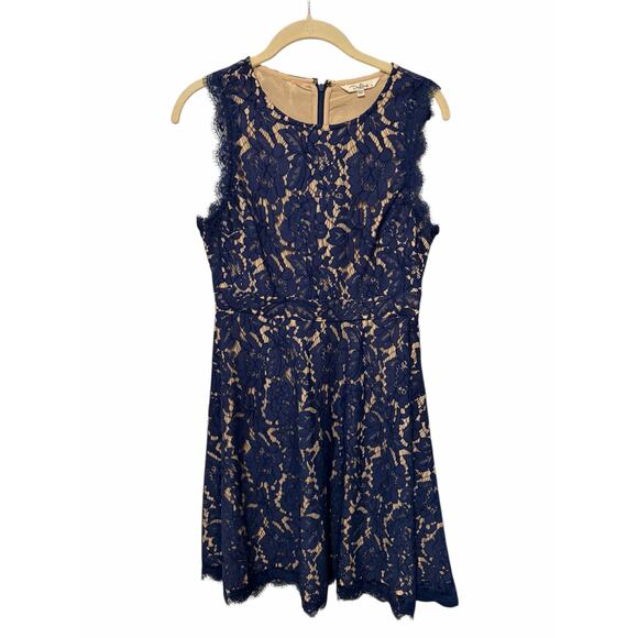 Darling London Women's 8 Blue Floral Sleeveless Round Neck Lace Fit Flare Dress - Picture 2 of 11